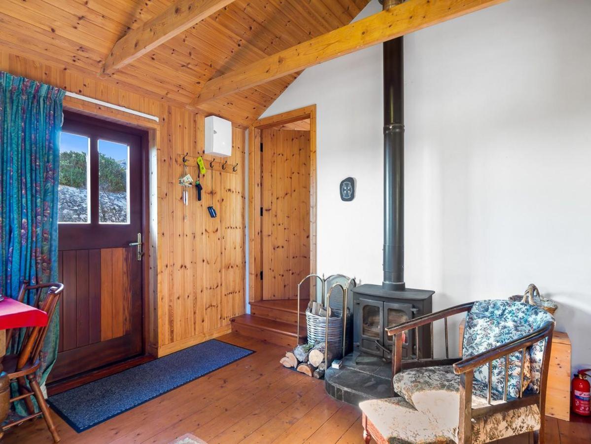 Seaside Log Cabin, Carna Villa Esterno foto