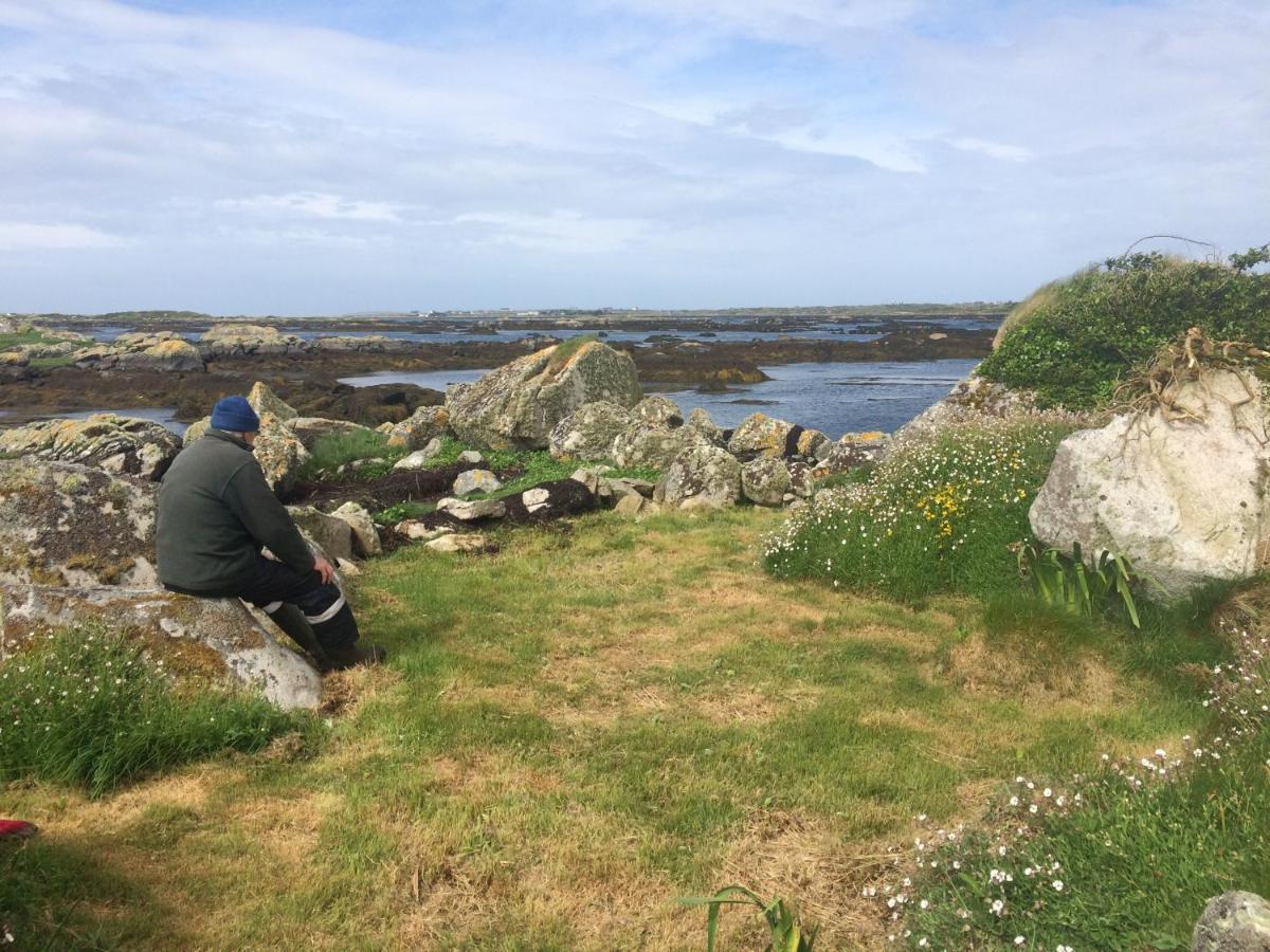 Seaside Log Cabin, Carna Villa Esterno foto